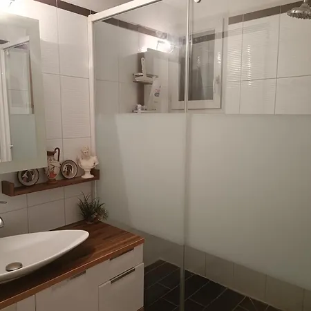 D'hotes Petit Dejeuner Compris בית אירוח